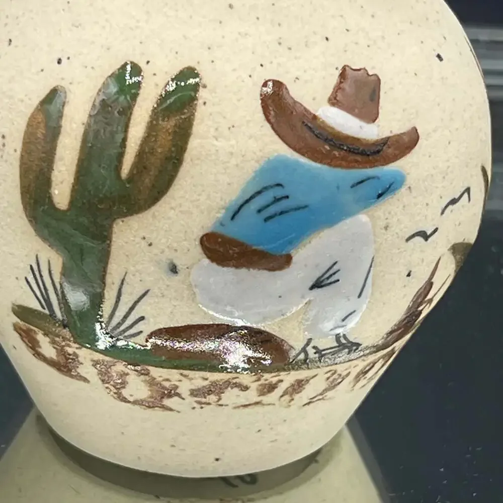Vintage Small set of 2 Mexican Tonala Folk Art Sandstone Pottery Vases/Artist si